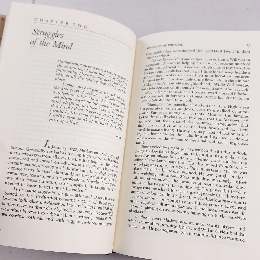 The Right to Be Human A Biography of Abraham Maslow Edward Hoffman 1st Ed‎ 1988